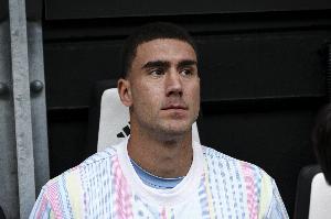 尤文总监：弗拉霍维奇不会受转会传闻影响 俱乐部对图多尔很满意