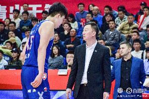 刘维伟真诚鼓励杨瀚森：未来的路不会顺利 向前跑 迎着冷眼和嘲笑