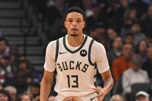 略有回落！罗林斯出场36分钟13中8 拿到16分4板8助2抢断