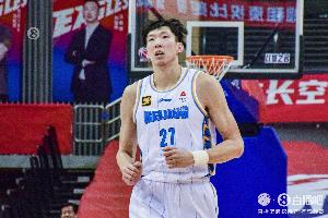 周琦替补！四川全运男篮首战对阵湖北 胡金秋&孙铭徽领衔首发