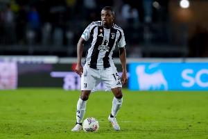 卡卢卢：我们比葡体创造了更多的机会 与新教练工作得很好