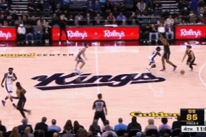 磨蹭啥呢？勇士末节第一攻波杰姆斯基8秒未过半场